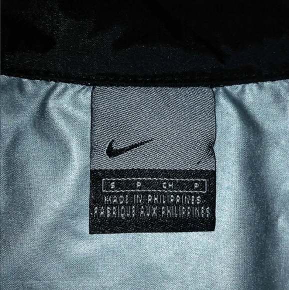 Men's Small NIKE Runner's Reflective Windbreaker - Picture 6 of 8